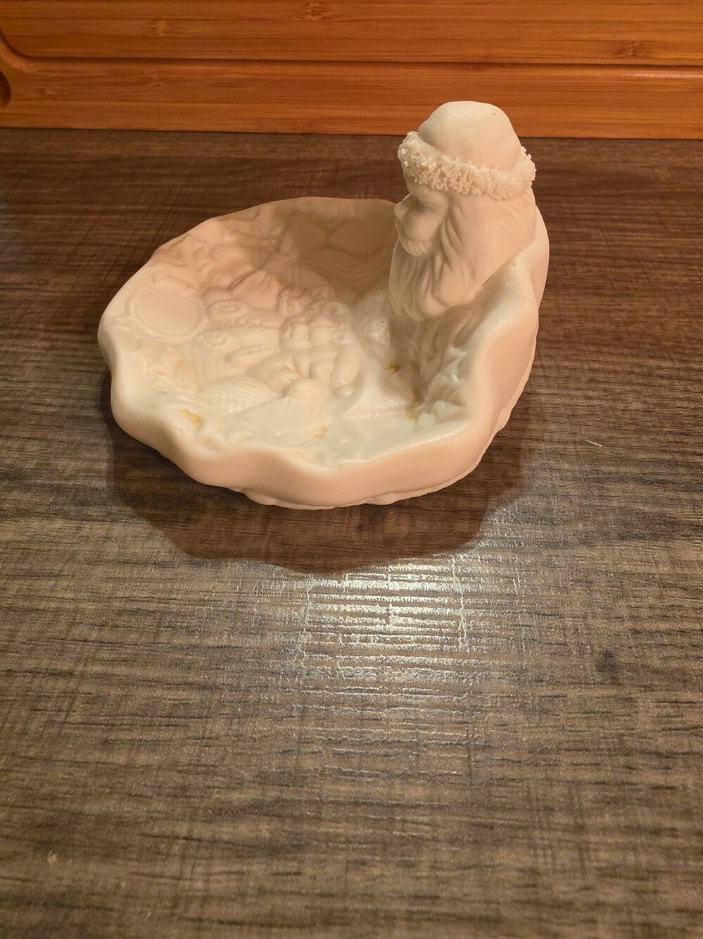 Santa Dish - Picture 5 of 6